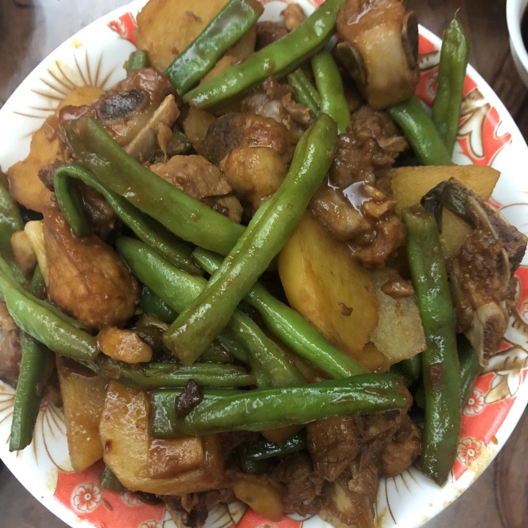 排骨炖土豆豆角