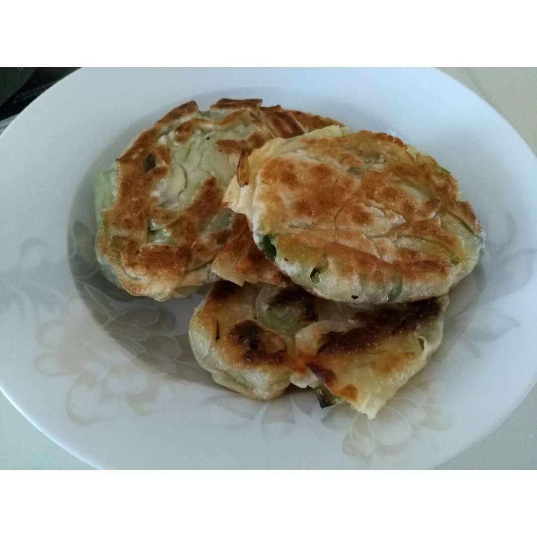 小馄饨皮葱油饼