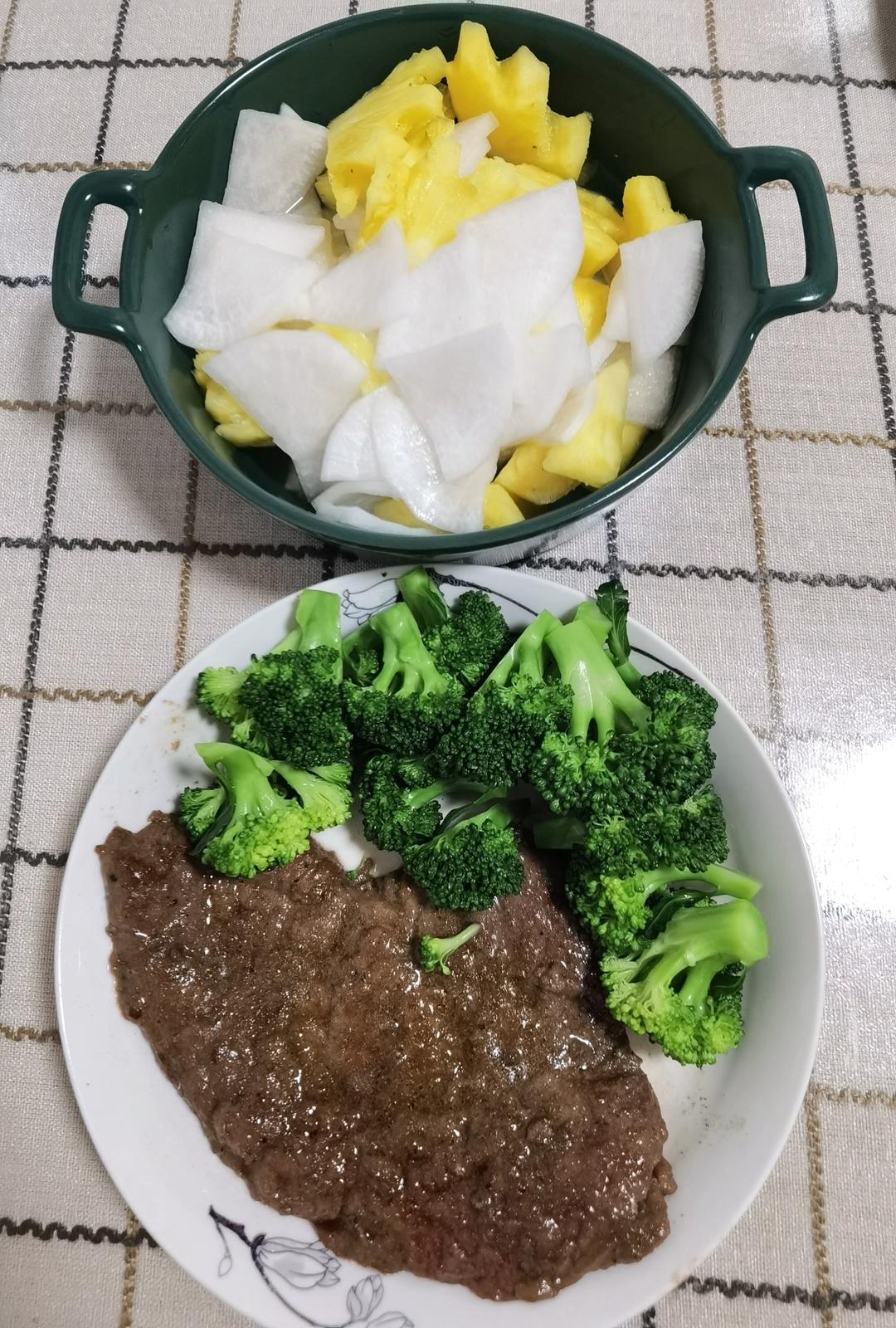 没想到萝卜和菠萝还能一起腌菜