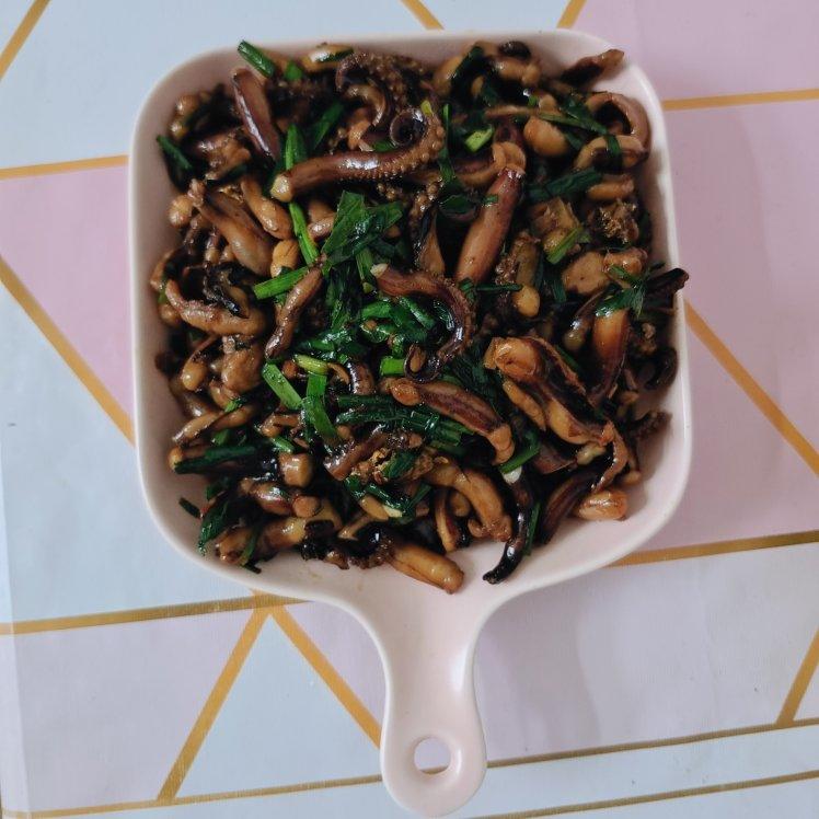 卤鱿鱼