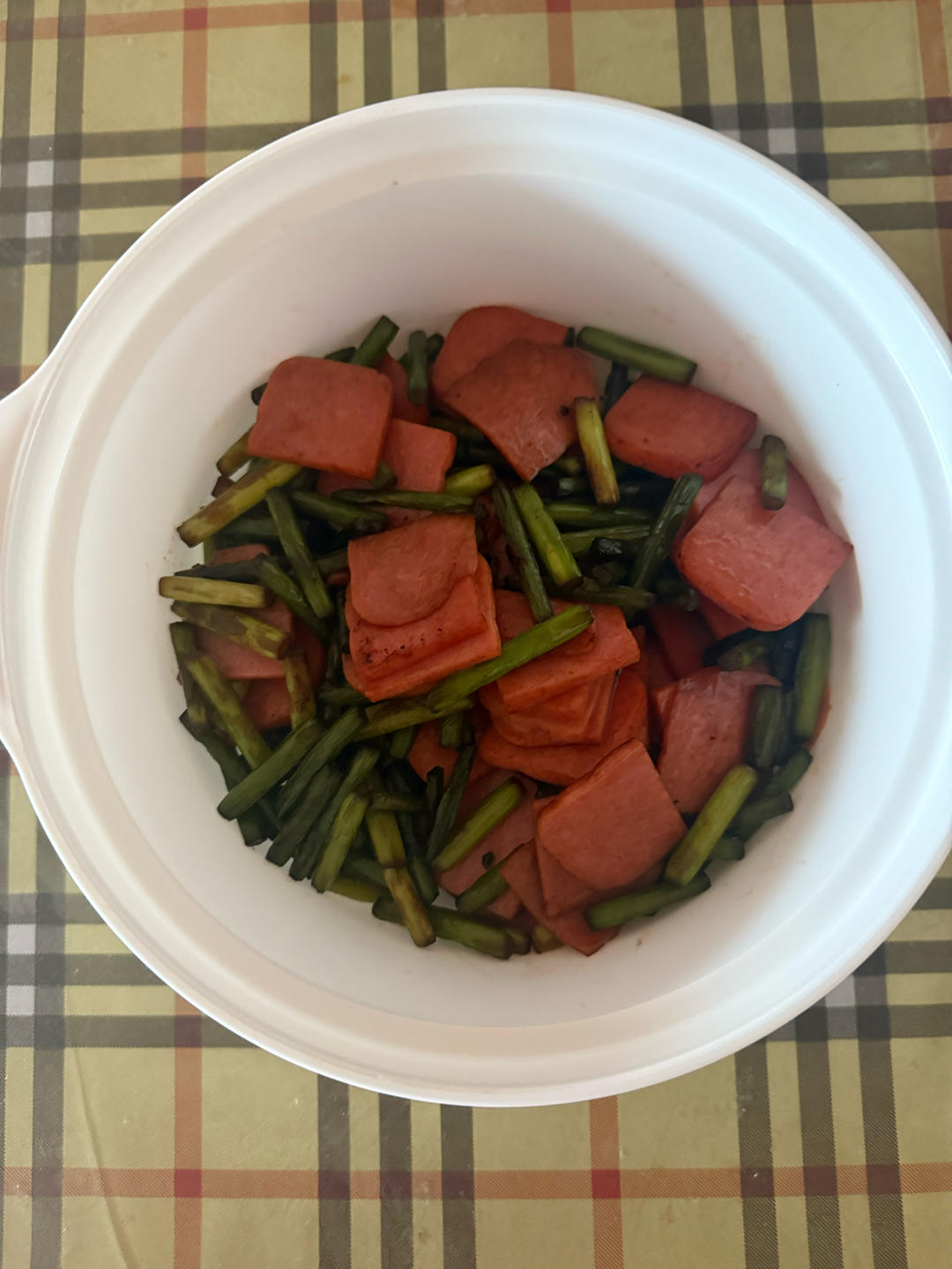 蒜苔炒火腿