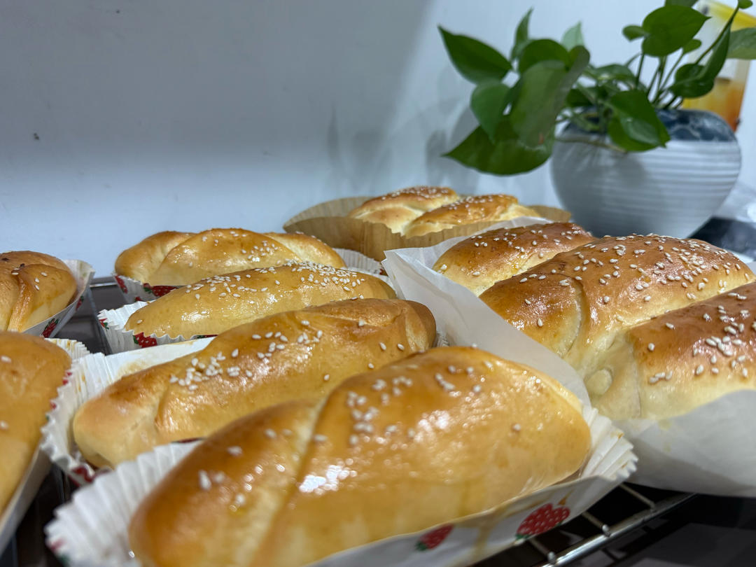 一个面团就能撑起一家店的台式面包—肉松包