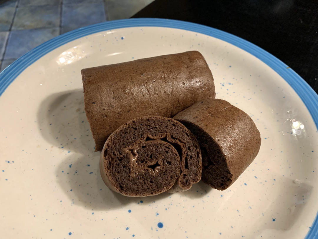 吃不胖的低卡无油生酮巧克力蛋糕卷