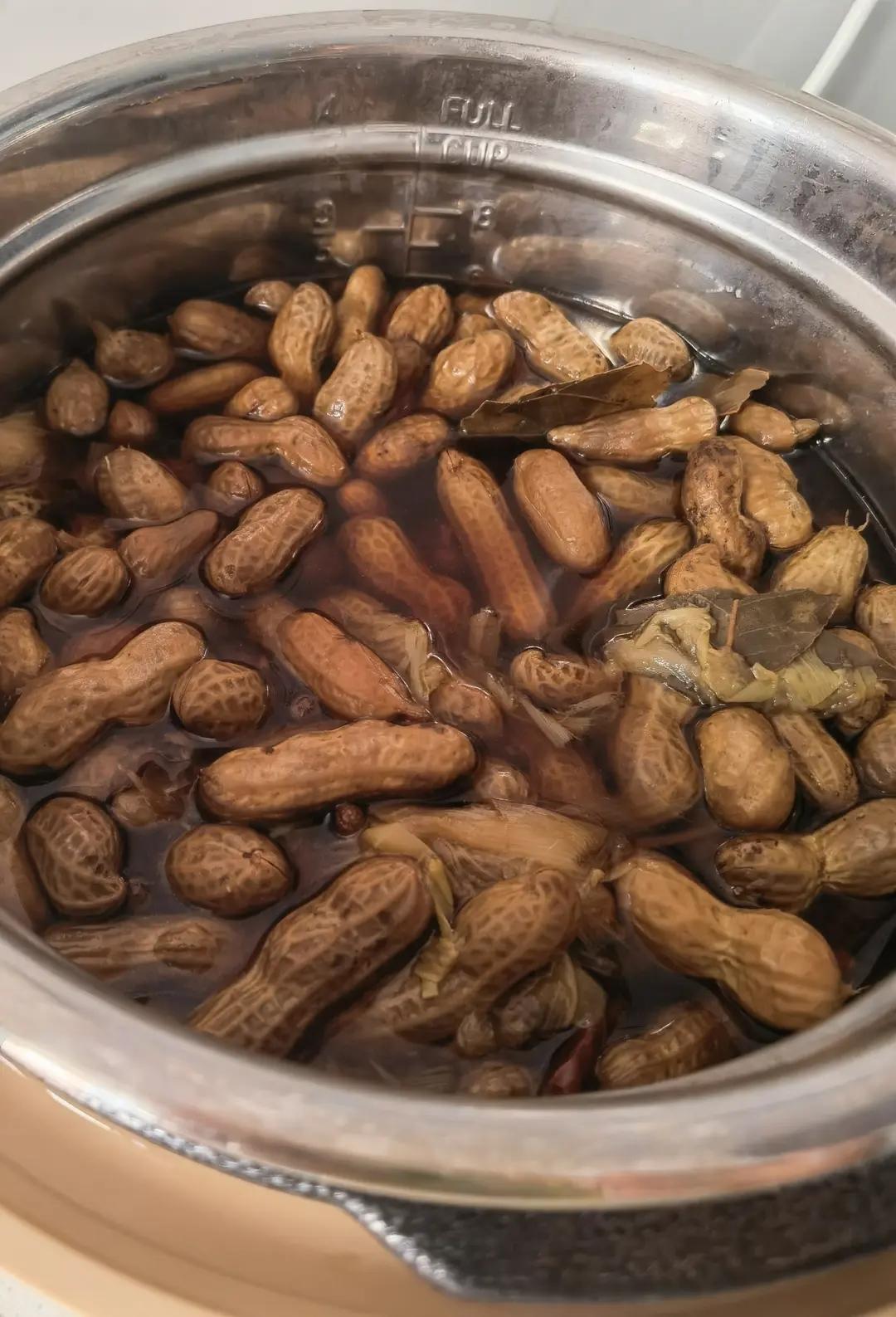 鲜香入味的五香煮花生