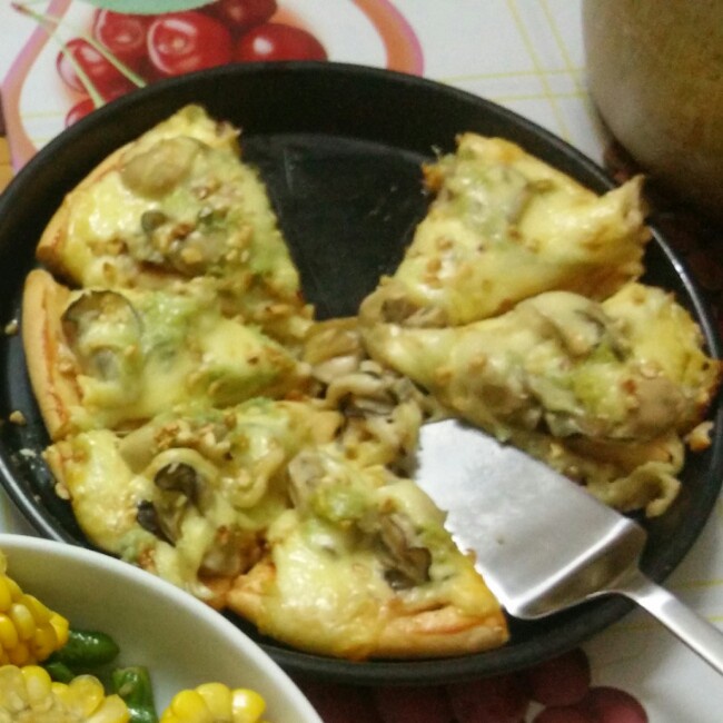 劲爆芝士生蚝pizza