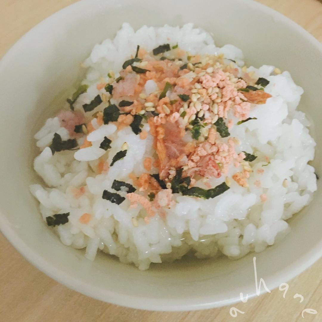 三文鱼茶泡饭