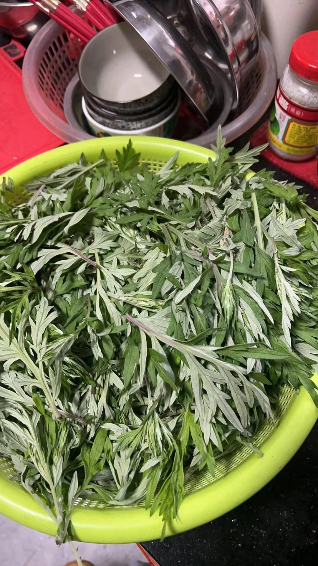 清明必吃的艾草青团