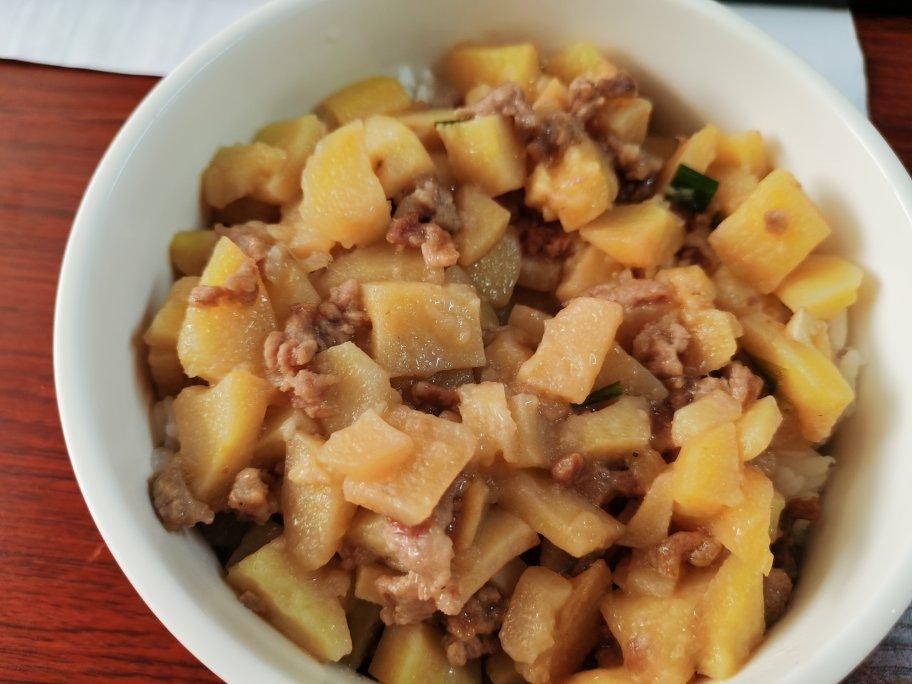 超级下饭肉沫土豆