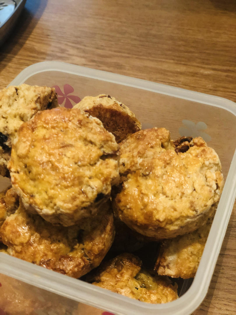 完美裂纹～百分百成功的超好吃奶香司康（禁止搬运）