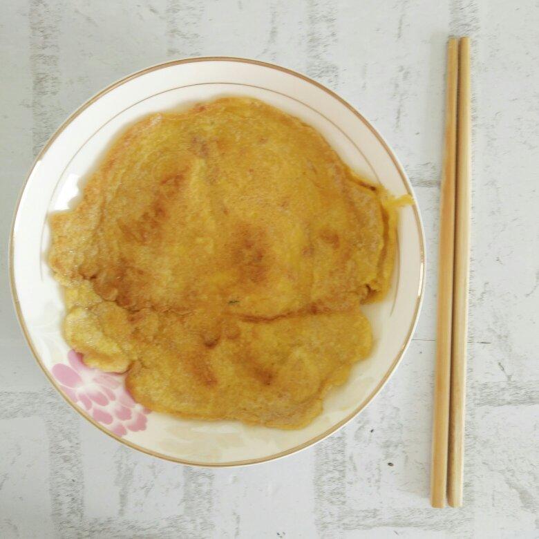 手残阿姊做的玉米粉鸡蛋饼