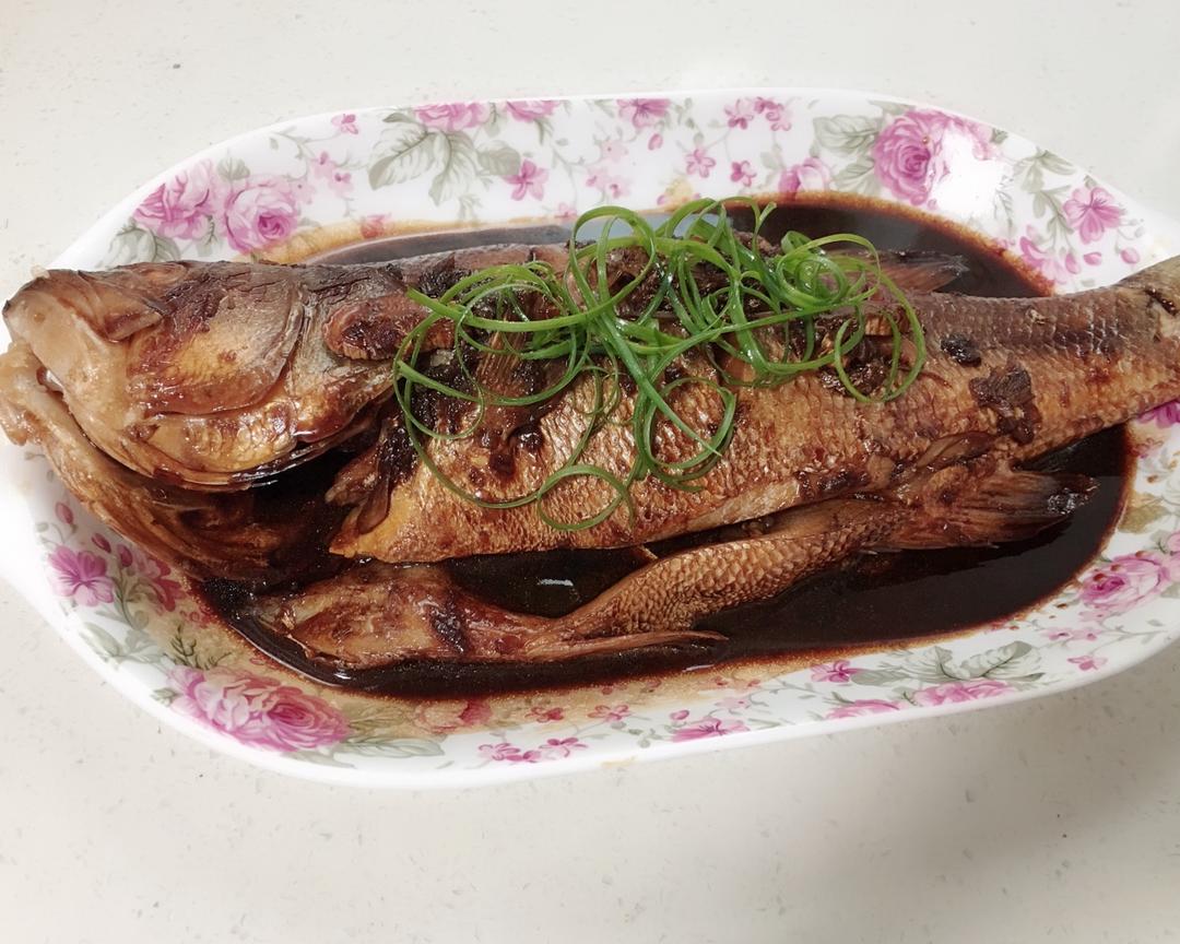 红烧鲈鱼