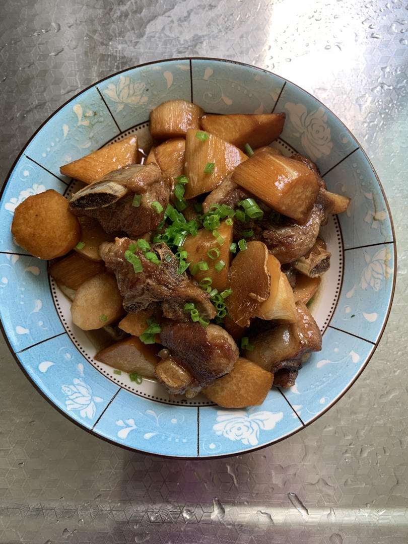 茭白烧排骨