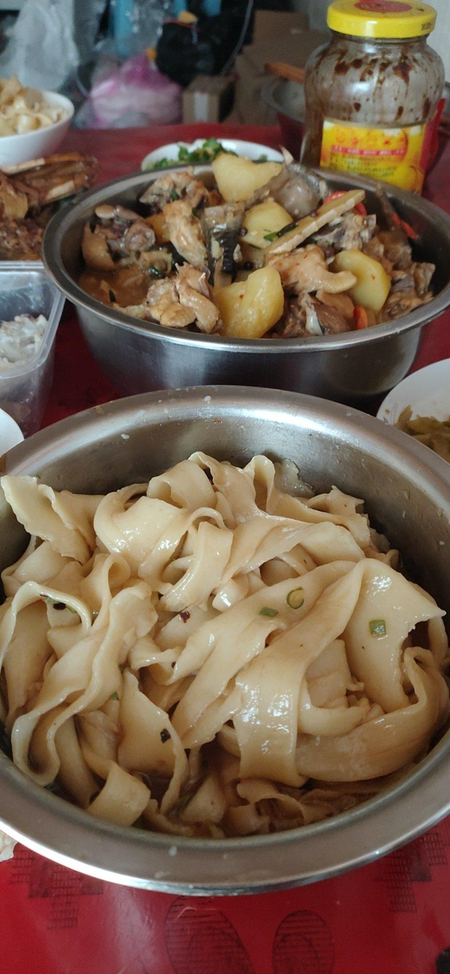 油泼扯面这样做最方便