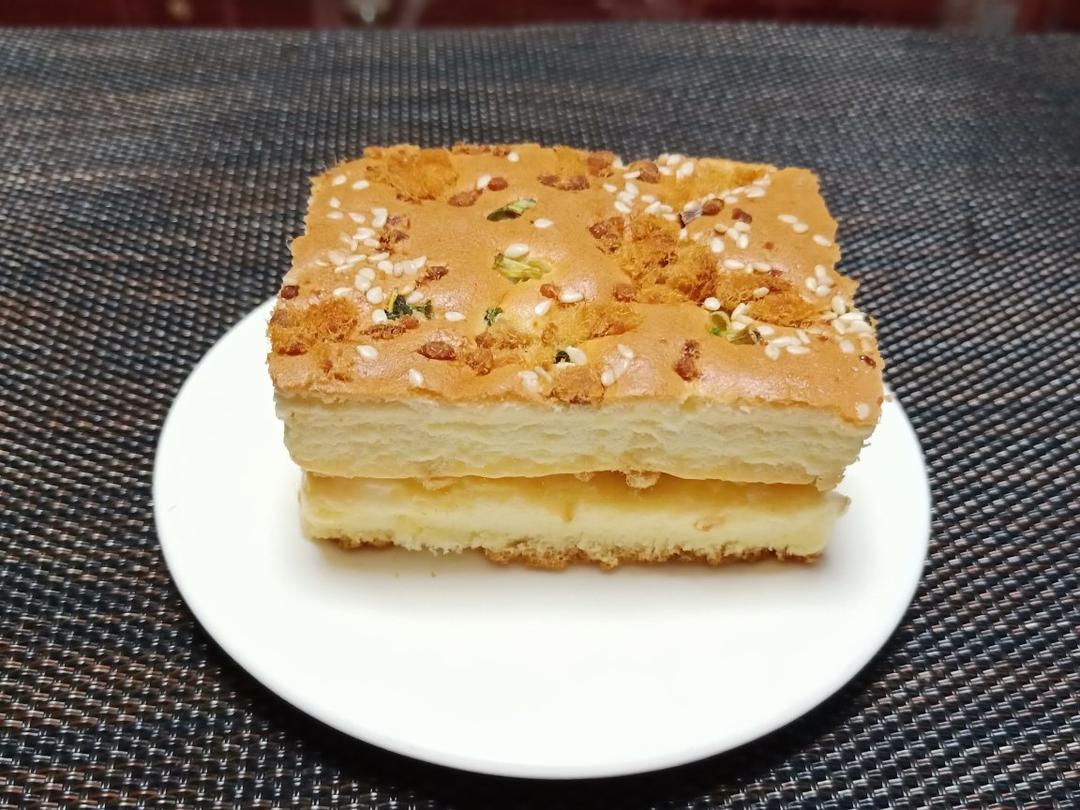 香葱海苔肉松芝麻蛋糕卷