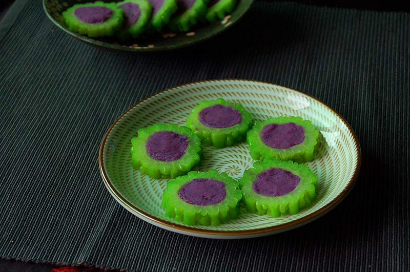 紫薯苦瓜：夏季好凉菜的做法