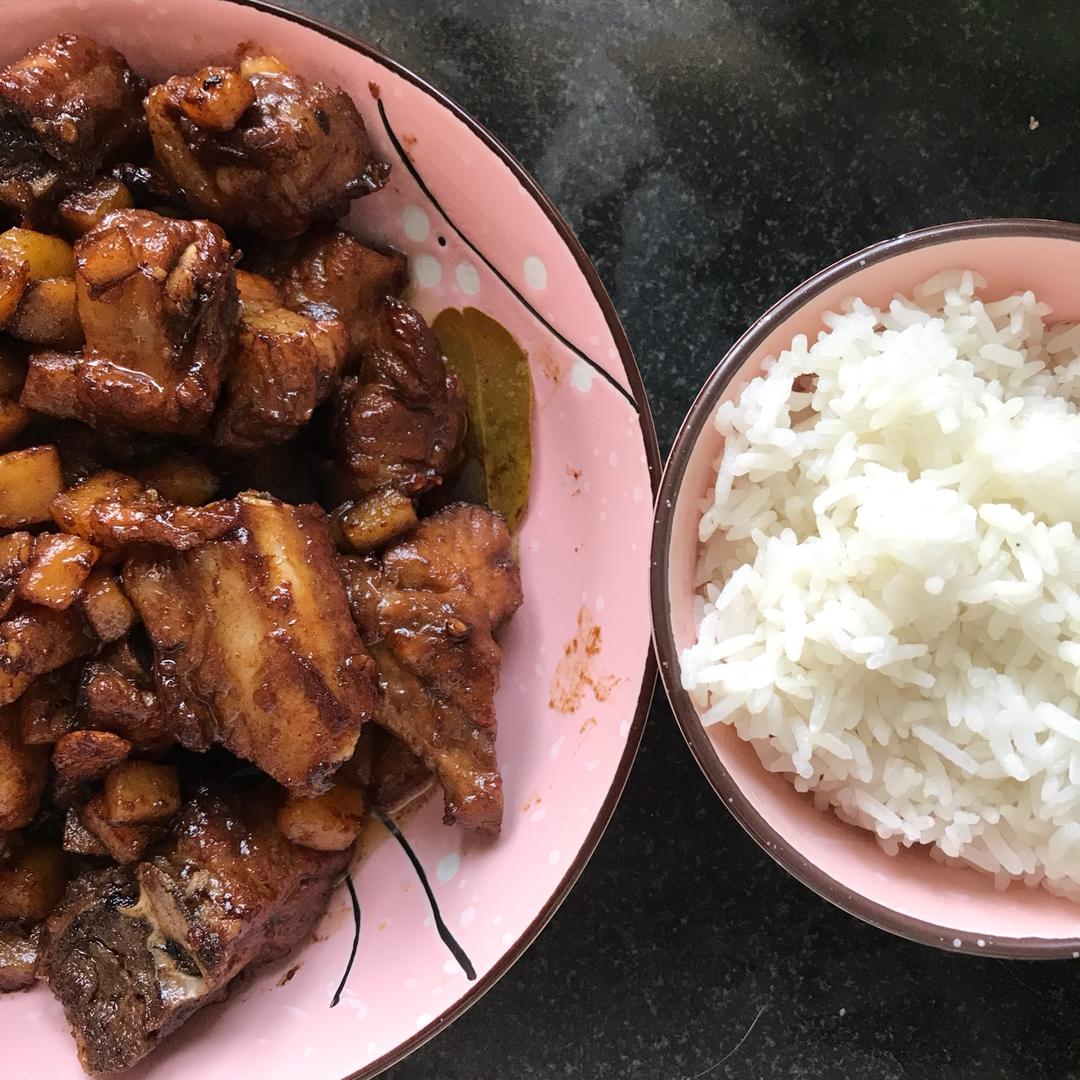 土豆烧排骨