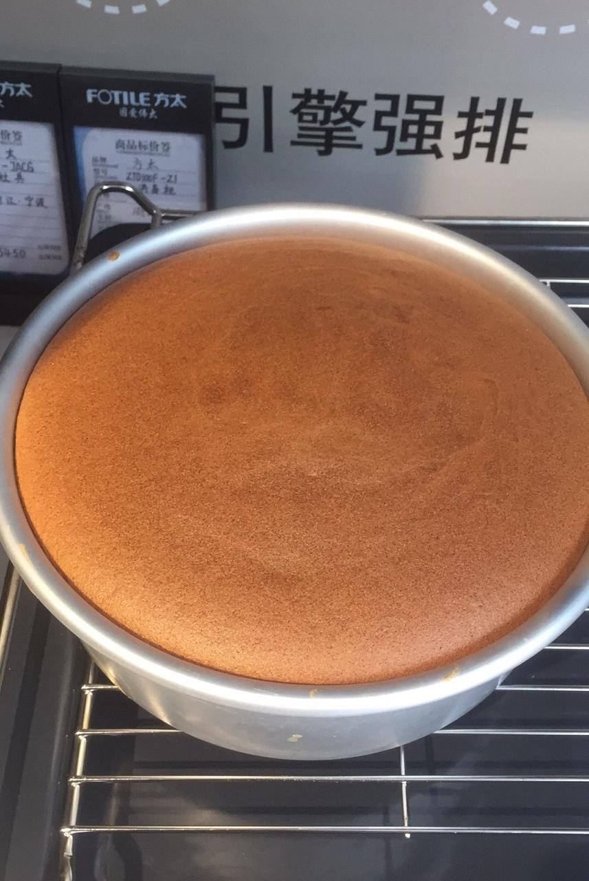 烤箱做蛋糕（戚风蛋糕的做法）