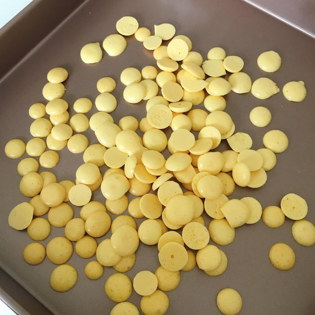 入口即化的无添加蛋黄溶豆