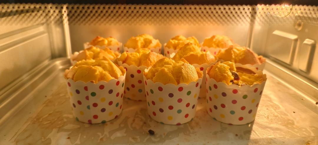超简单的纸杯蛋糕