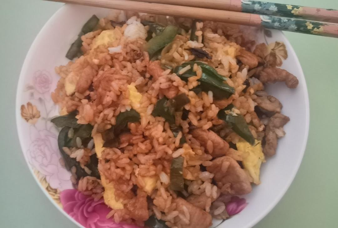 猪肉炒饭——简单快手又好吃