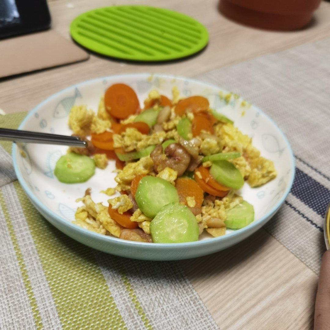 虾仁这样搭配炒，味道杠杠滴