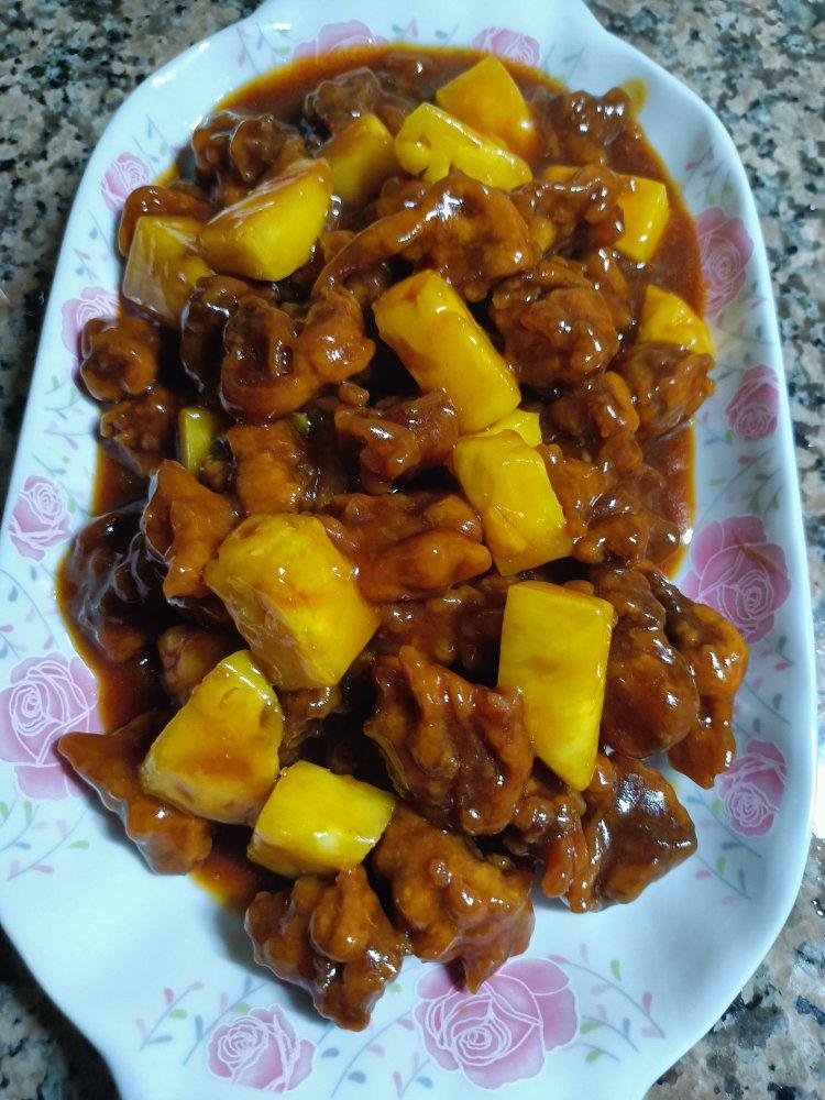 菠萝咕噜肉