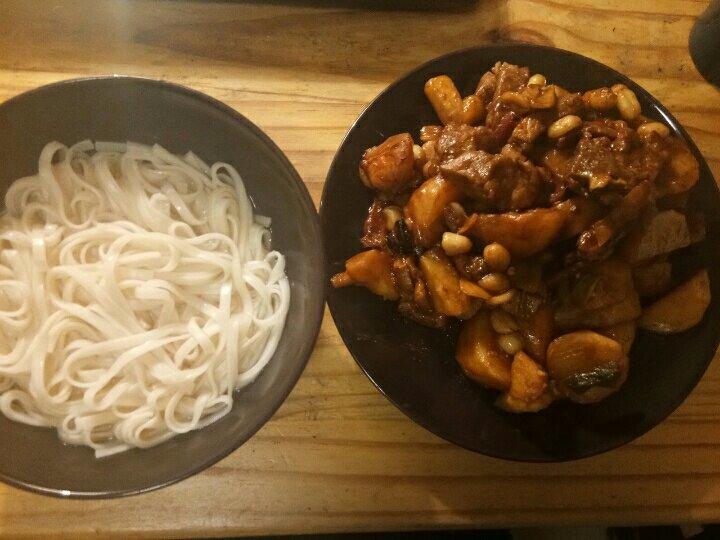 红烧肉炖土豆