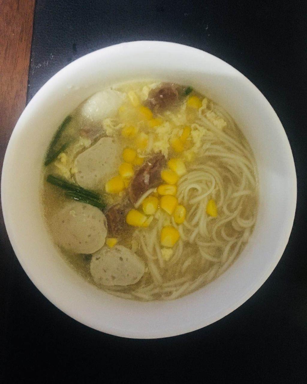 玉米牛肉清汤面