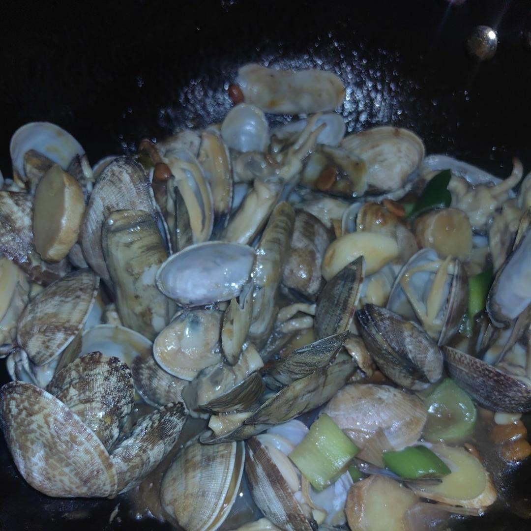 姜葱豆酱炒蛤蜊/蚬/啦啦