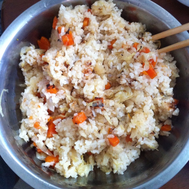 宝宝最爱胡萝卜卷心菜饭