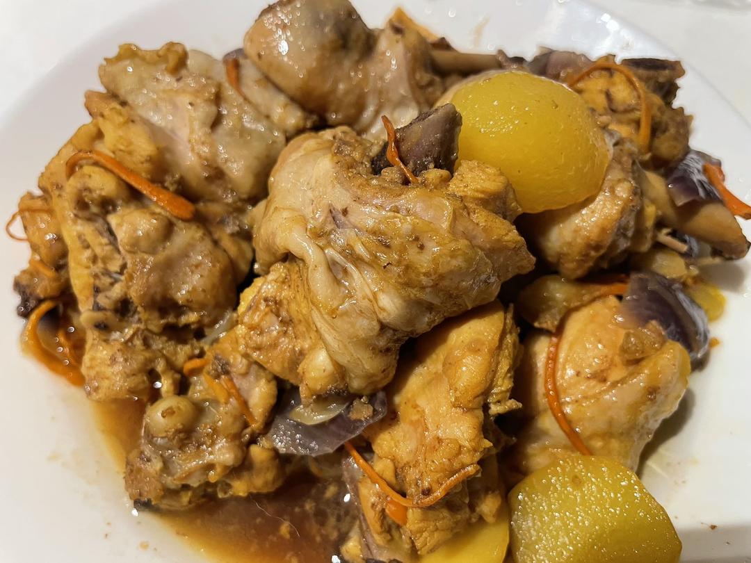 鸡腿煲
