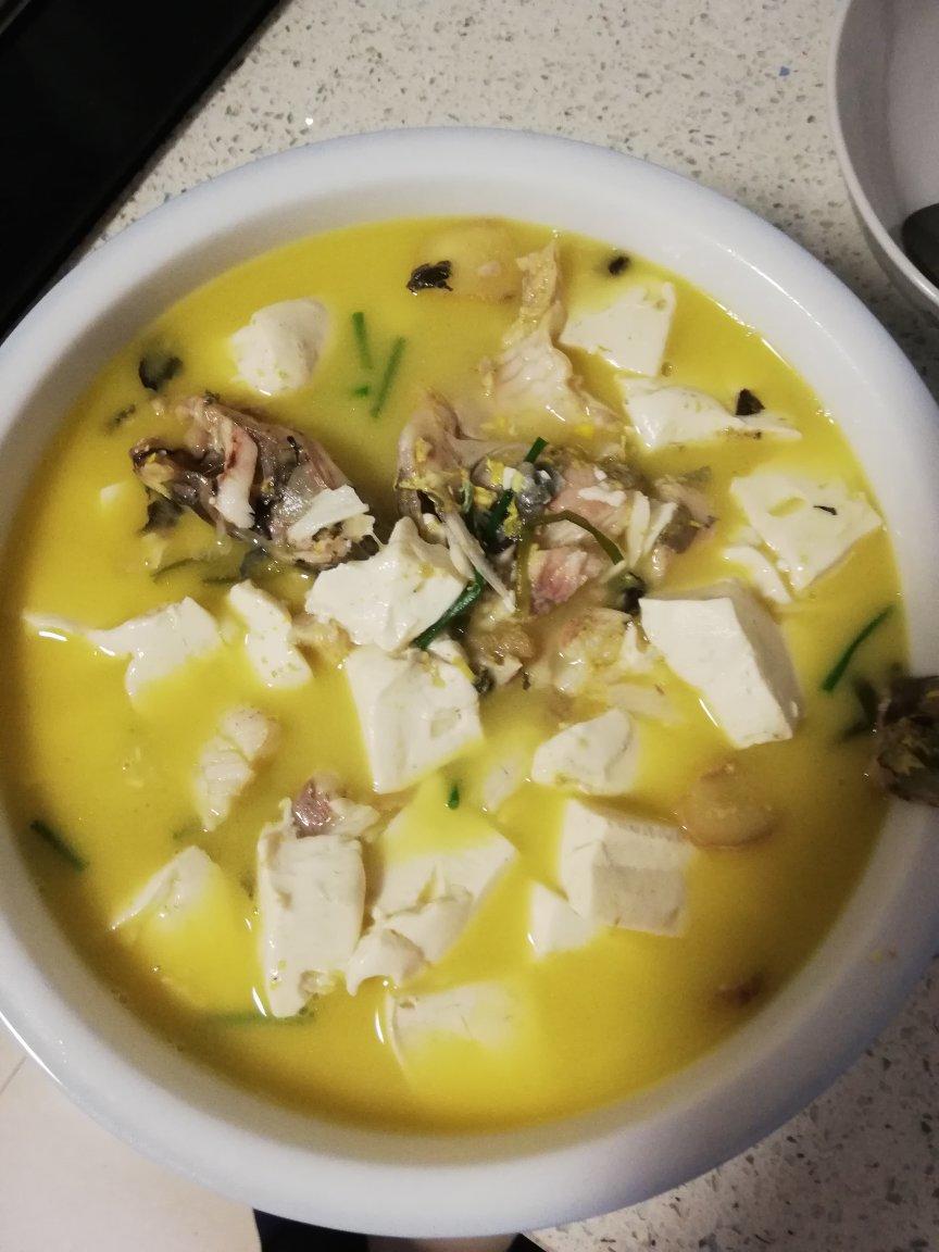 昂刺鱼豆腐汤（黄辣丁）
