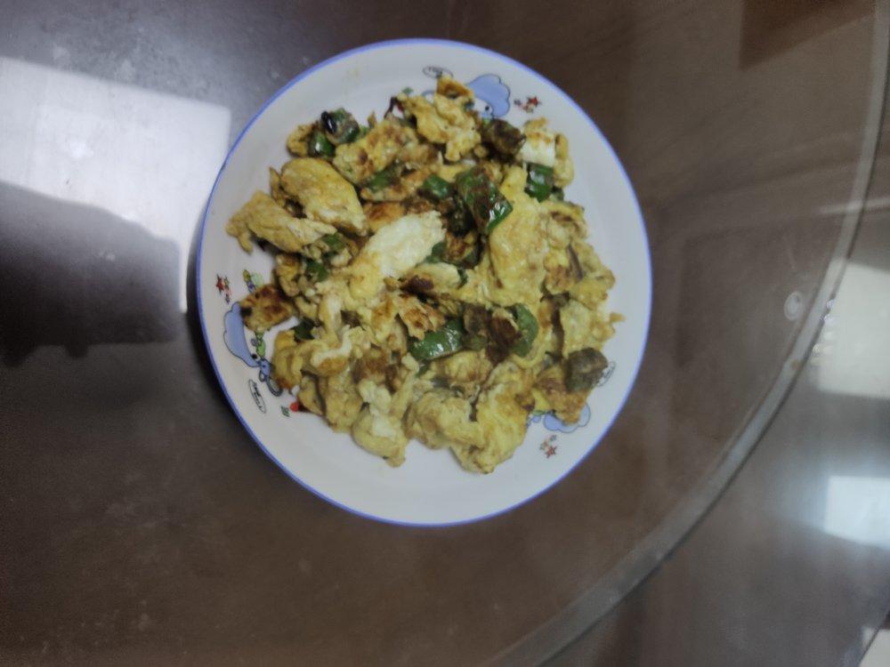 不一样的辣椒炒鸡蛋～下饭神器!