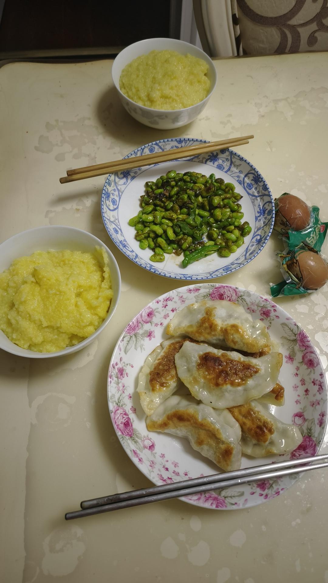超简单快速煮小米粥