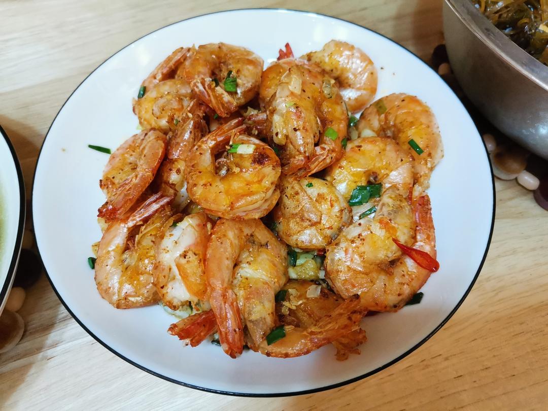 焦香酥脆椒盐虾
