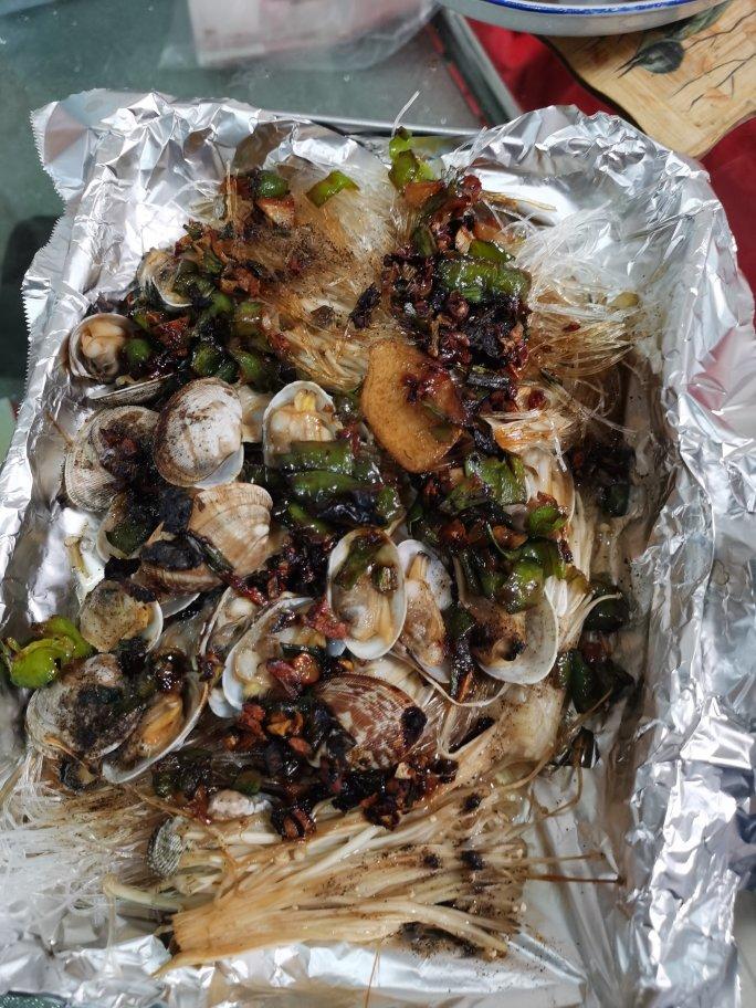 把街边小吃搬回家～锡纸花蛤粉