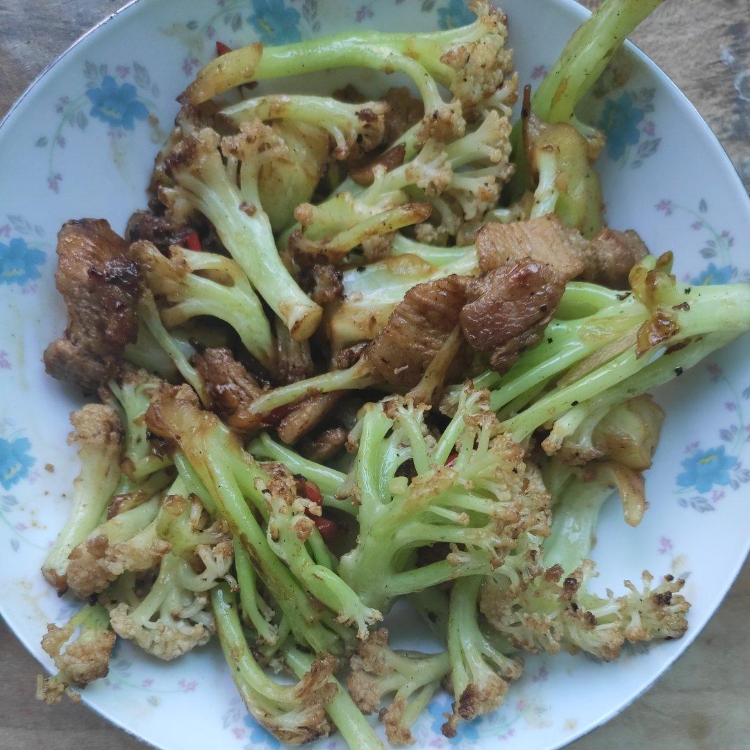 和饭店一个味道的干锅花菜