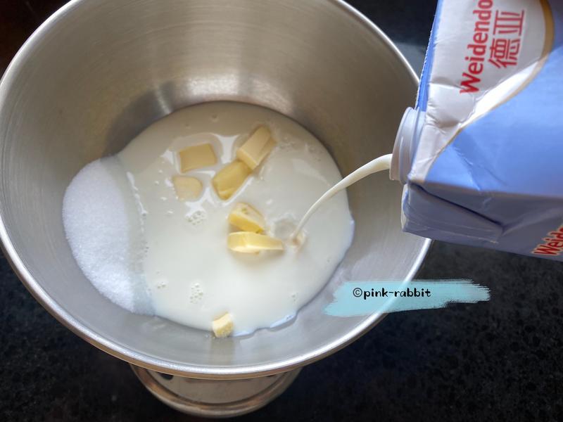 纯奶手撕吐司的做法 步骤1