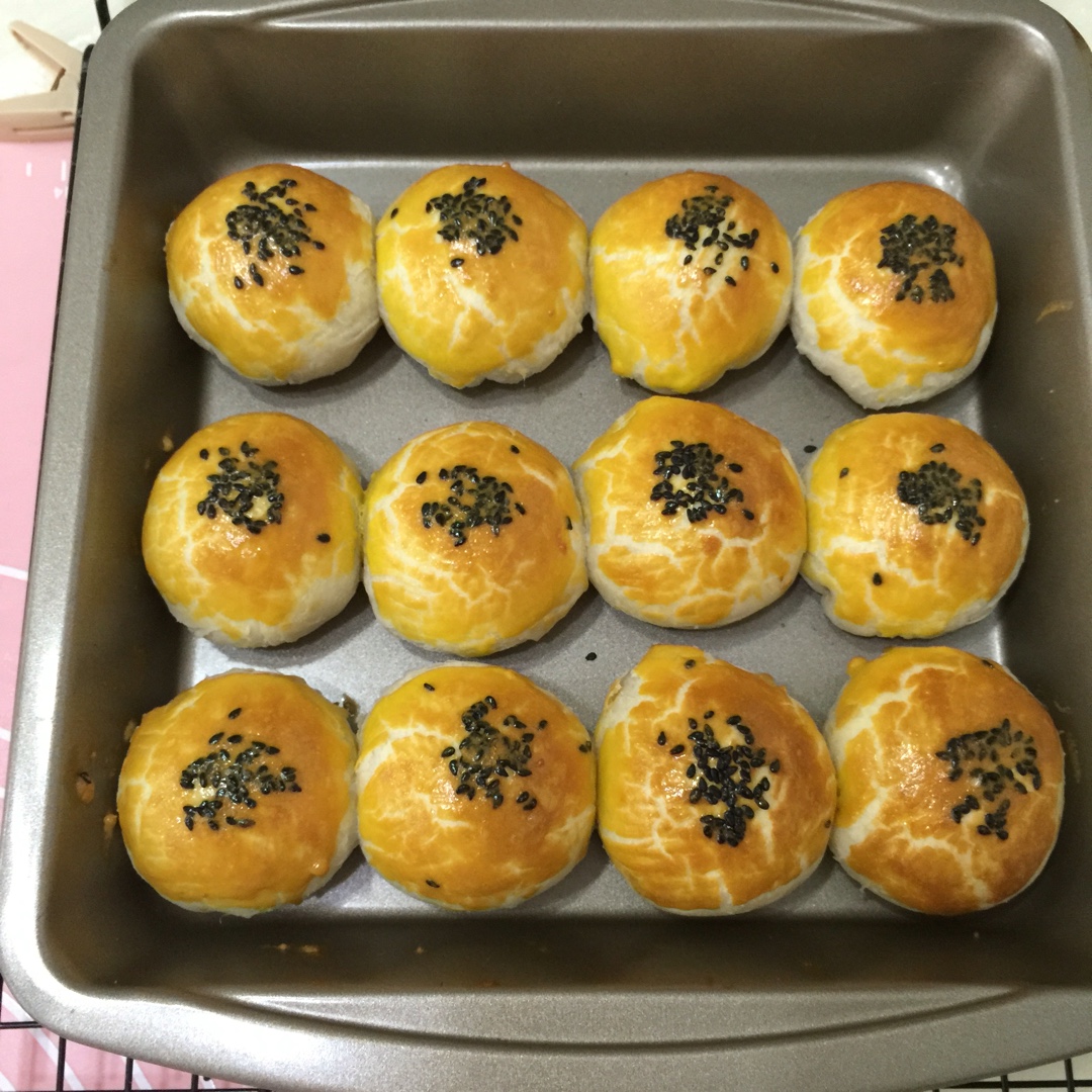 蛋黄酥~紫薯、抹茶、原味~花好月圆，中秋快乐~内附一次做六色蛋黄酥方法~