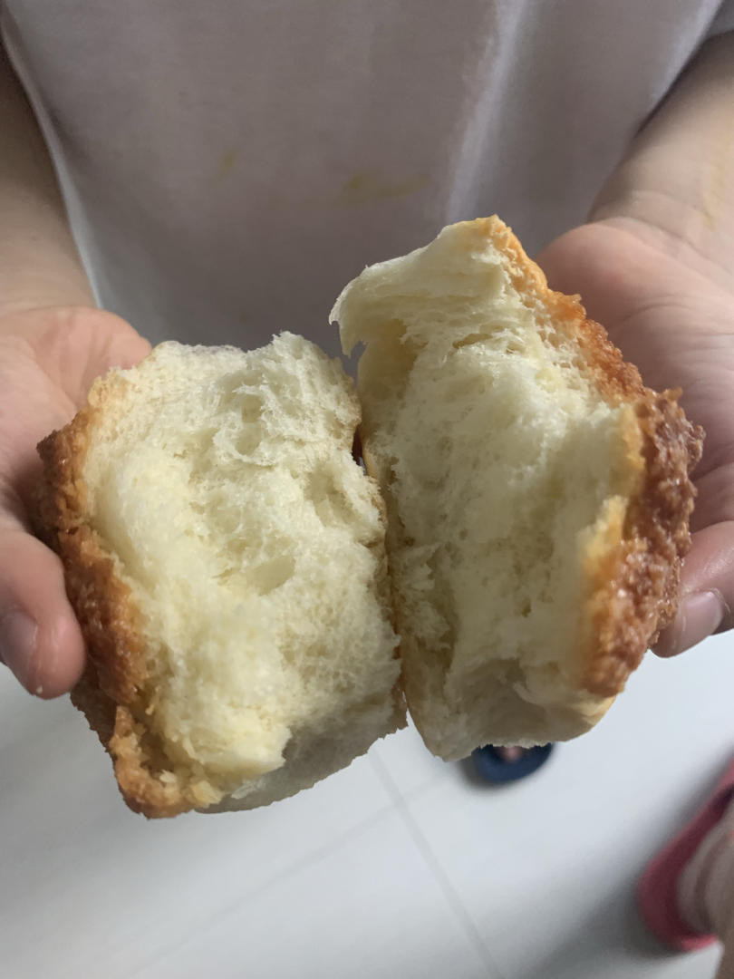 一次发酵同样松软的椰蓉小面包