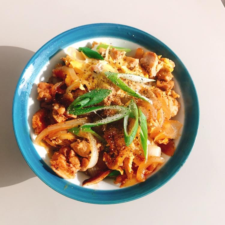 日本盖浇饭始祖亲子丼