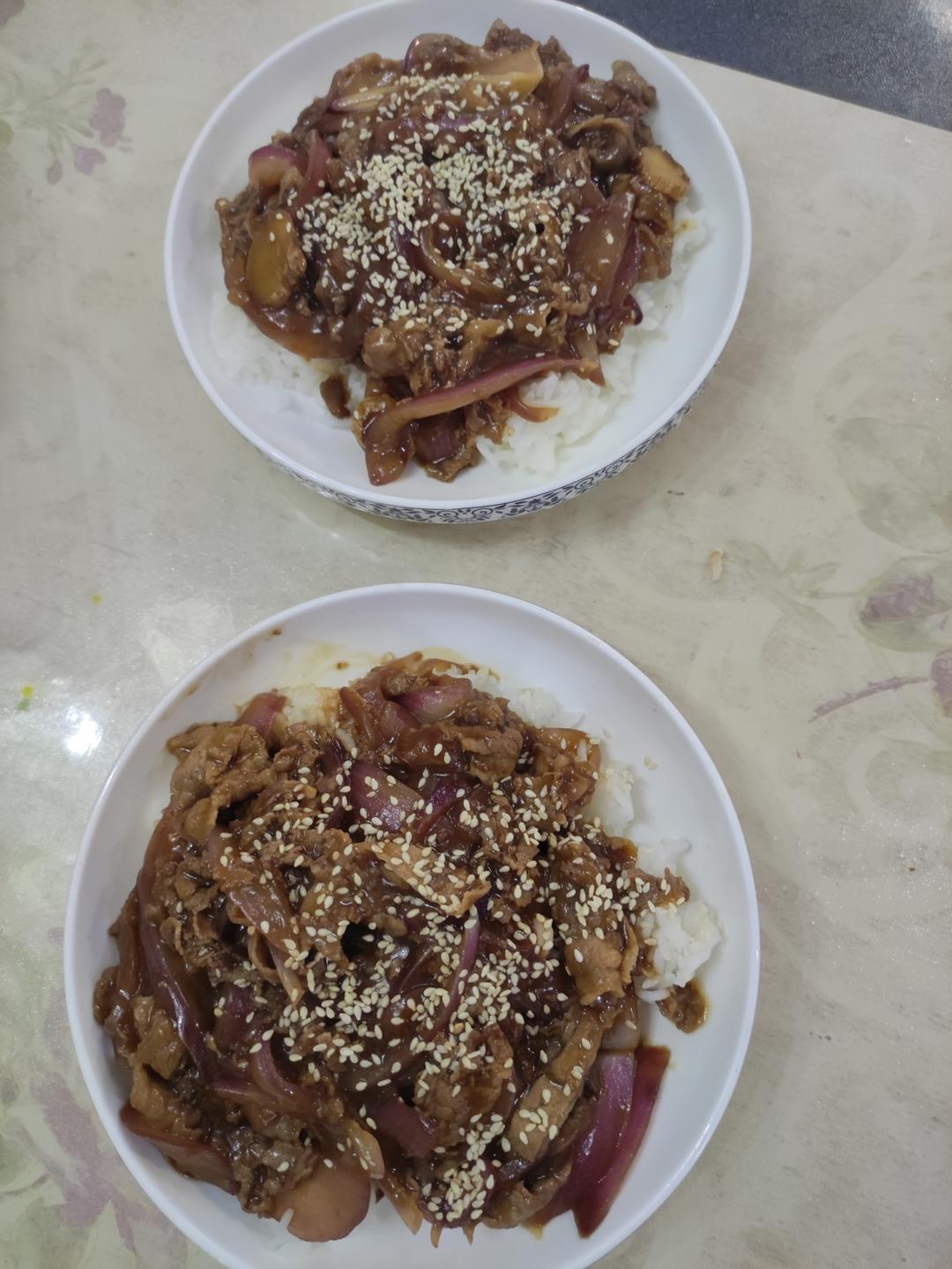 这大概是最接近日料店的照烧肥牛饭了