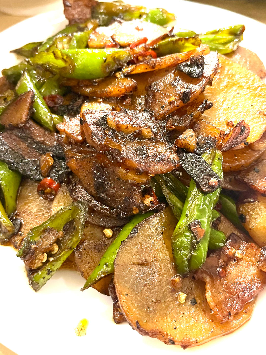 五花肉干煸土豆片