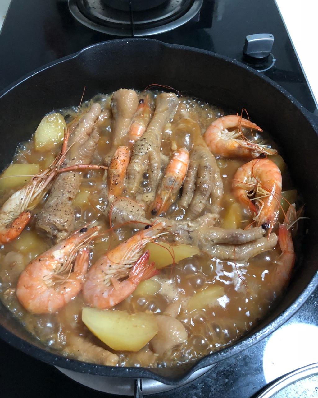 超入味的鸡爪煲，吃过就忘不了