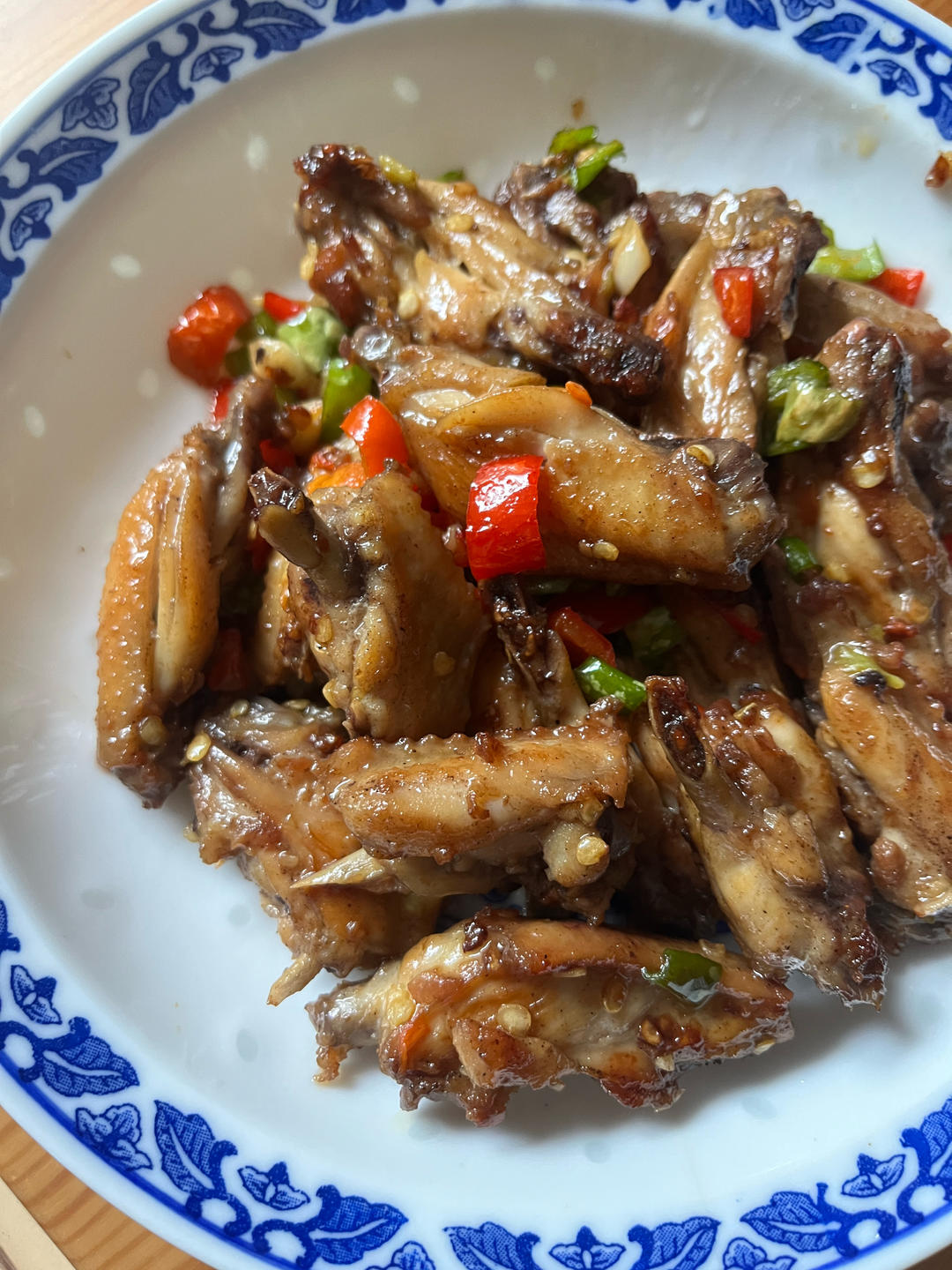 蒜香鸡翅，这才是鸡翅最好吃的做法