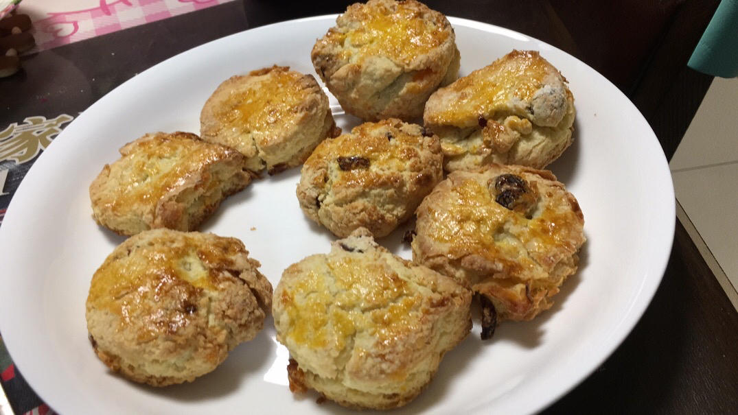 完美裂纹～百分百成功的超好吃奶香司康（禁止搬运）