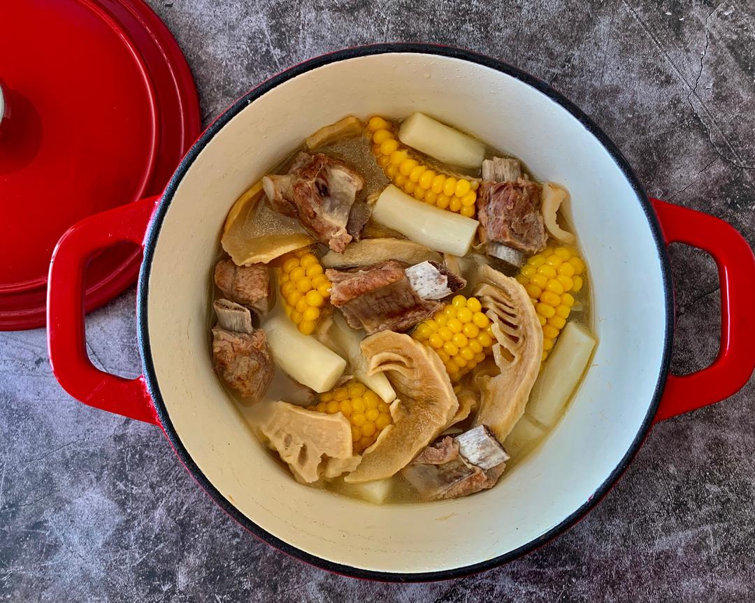 干笋山药排骨汤-鲜美养生滋补的做法