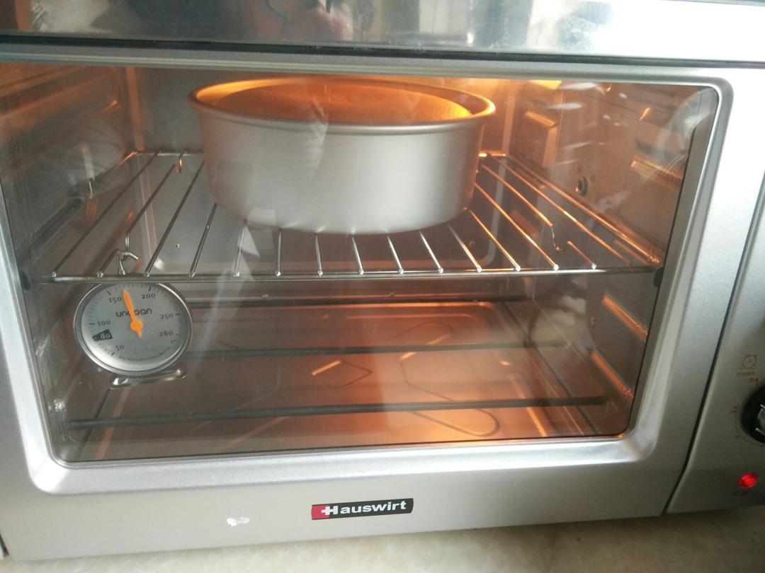 烤箱做蛋糕（戚风蛋糕的做法）