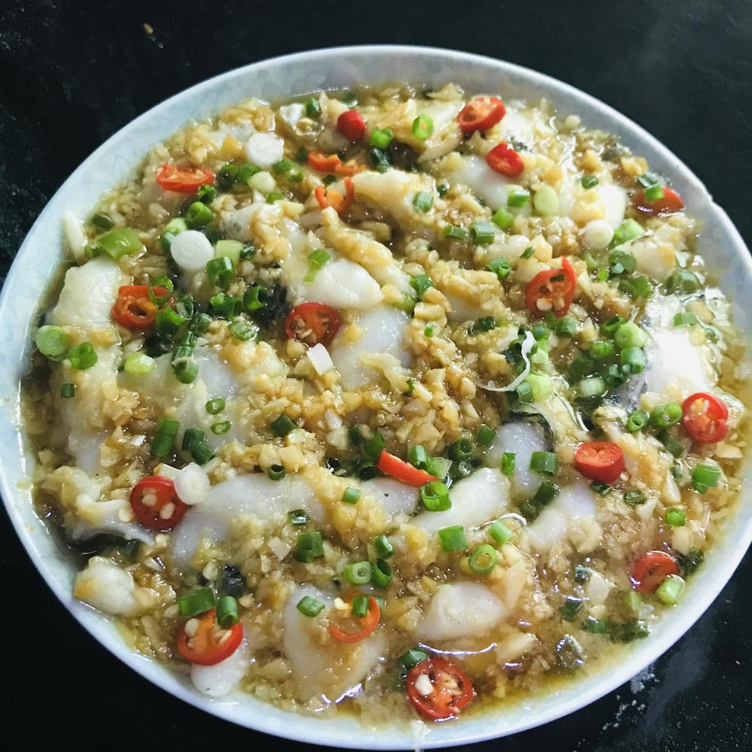 蒜蓉金针菇蒸黑鱼片