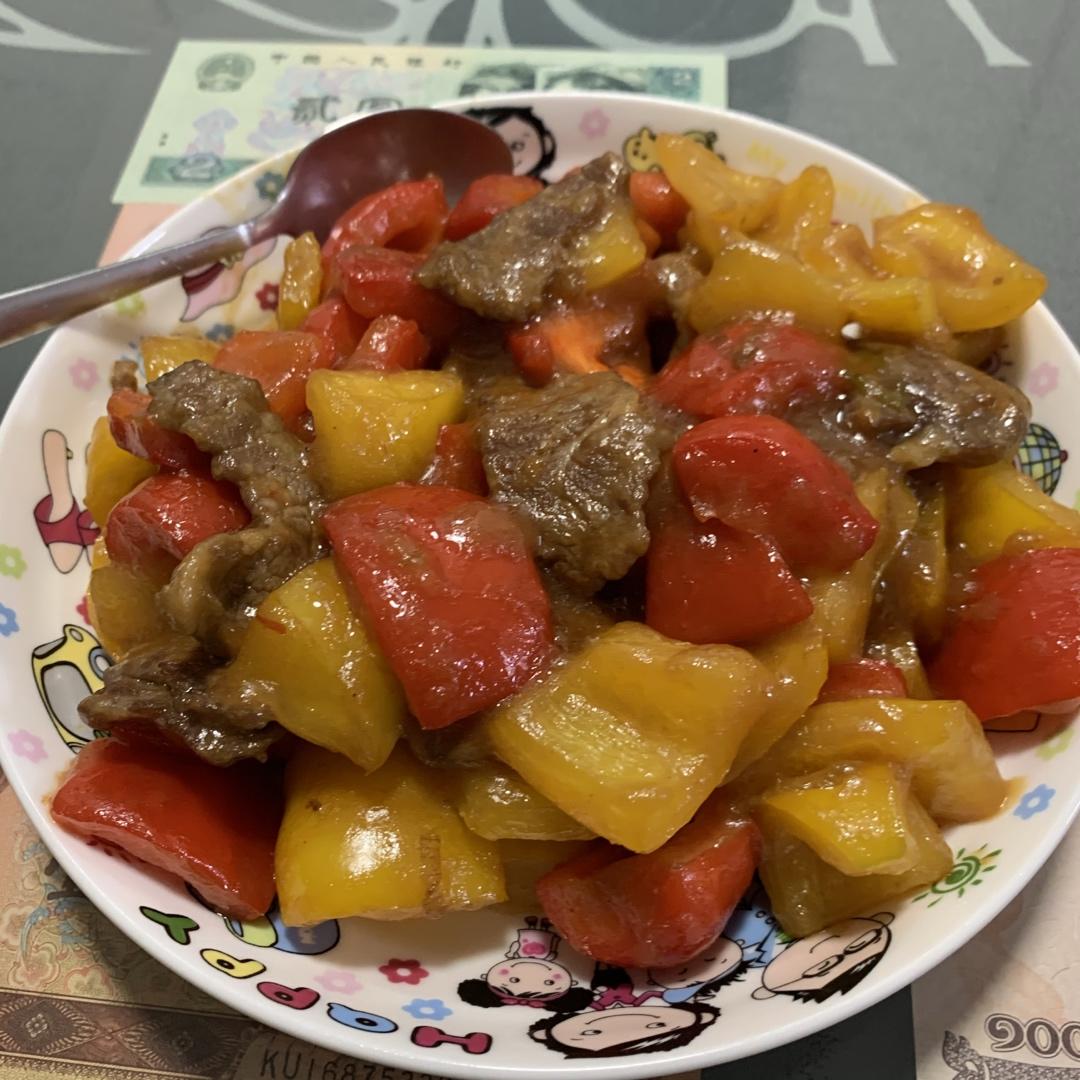 彩椒炒肉